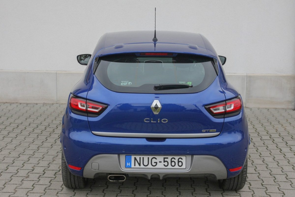 RENAULT CLIO