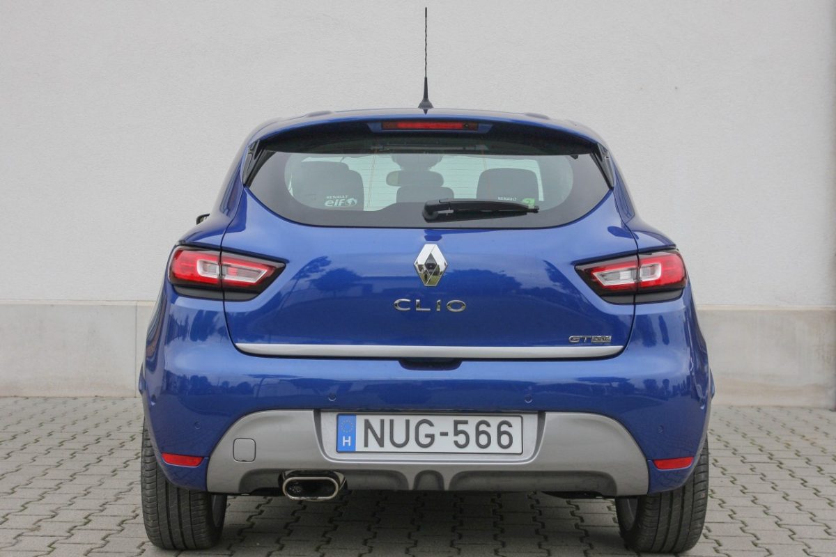RENAULT CLIO