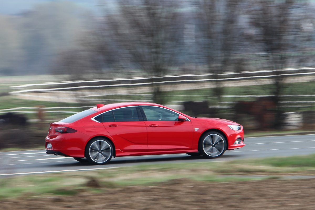 OPEL INSIGNIA