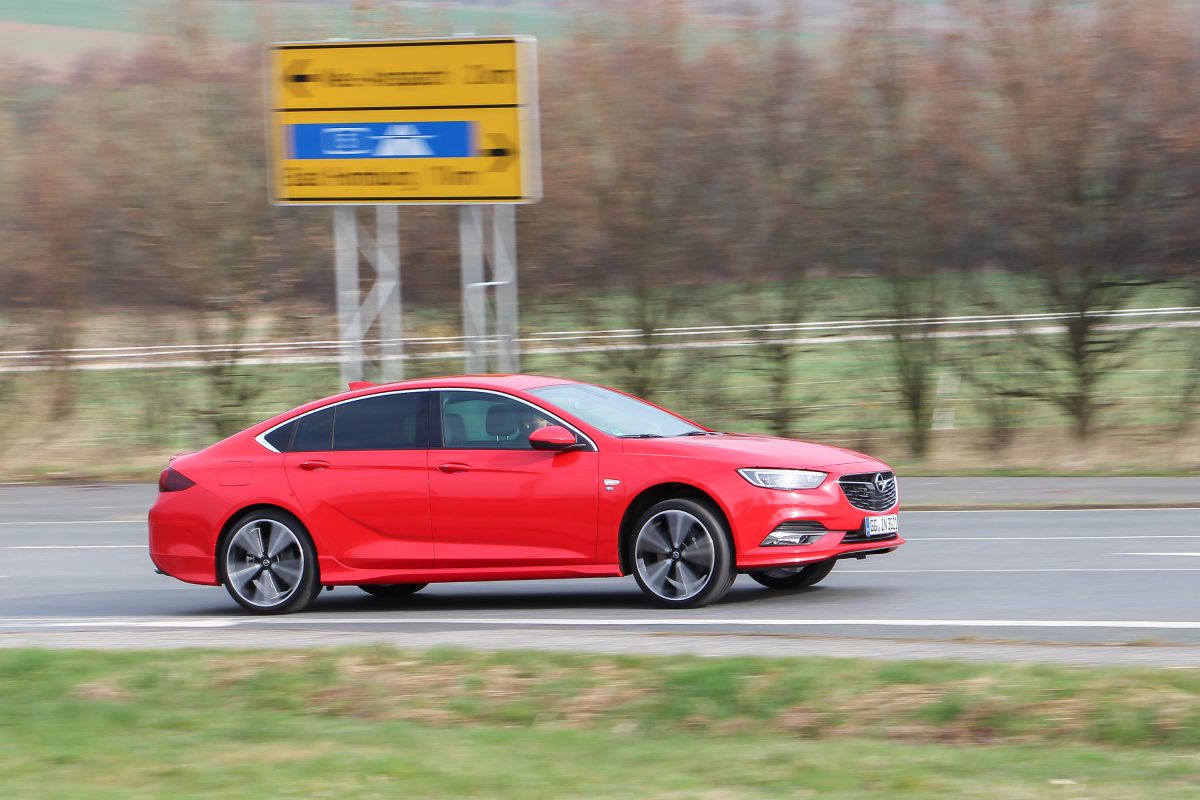 OPEL INSIGNIA