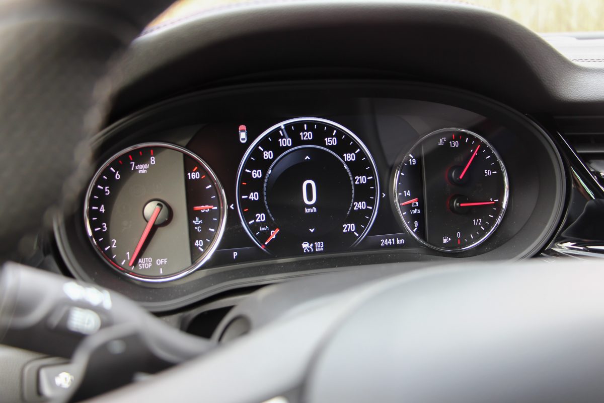 OPEL INSIGNIA