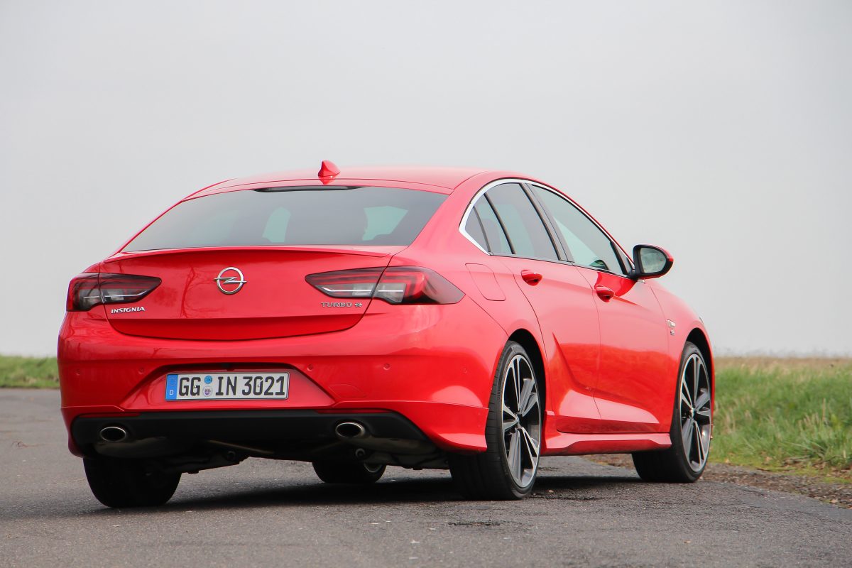 OPEL INSIGNIA