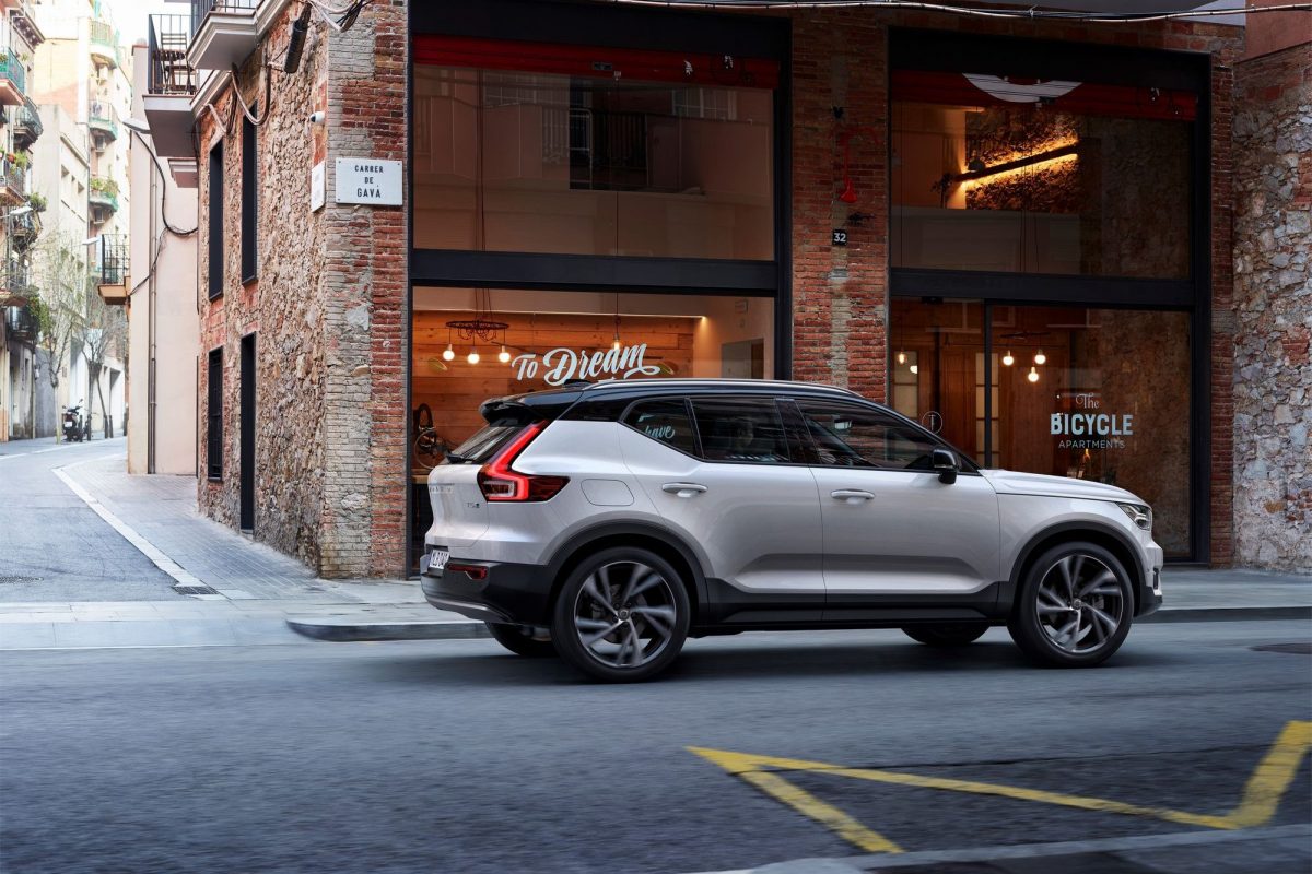 VOLVO