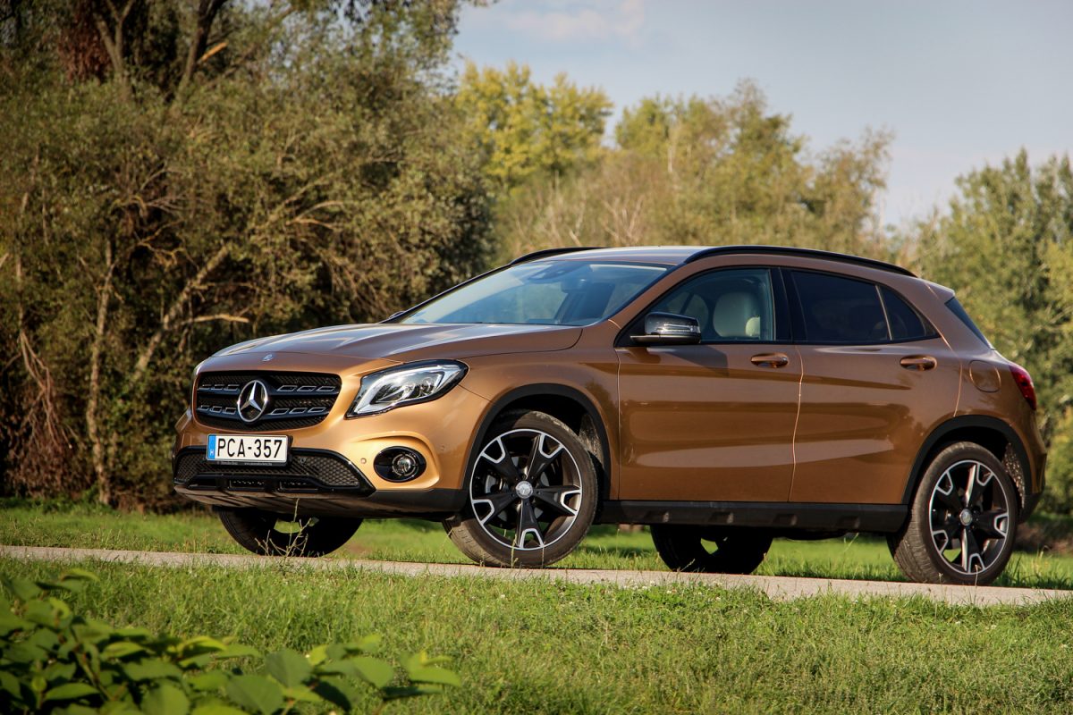MERCEDES-BENZ