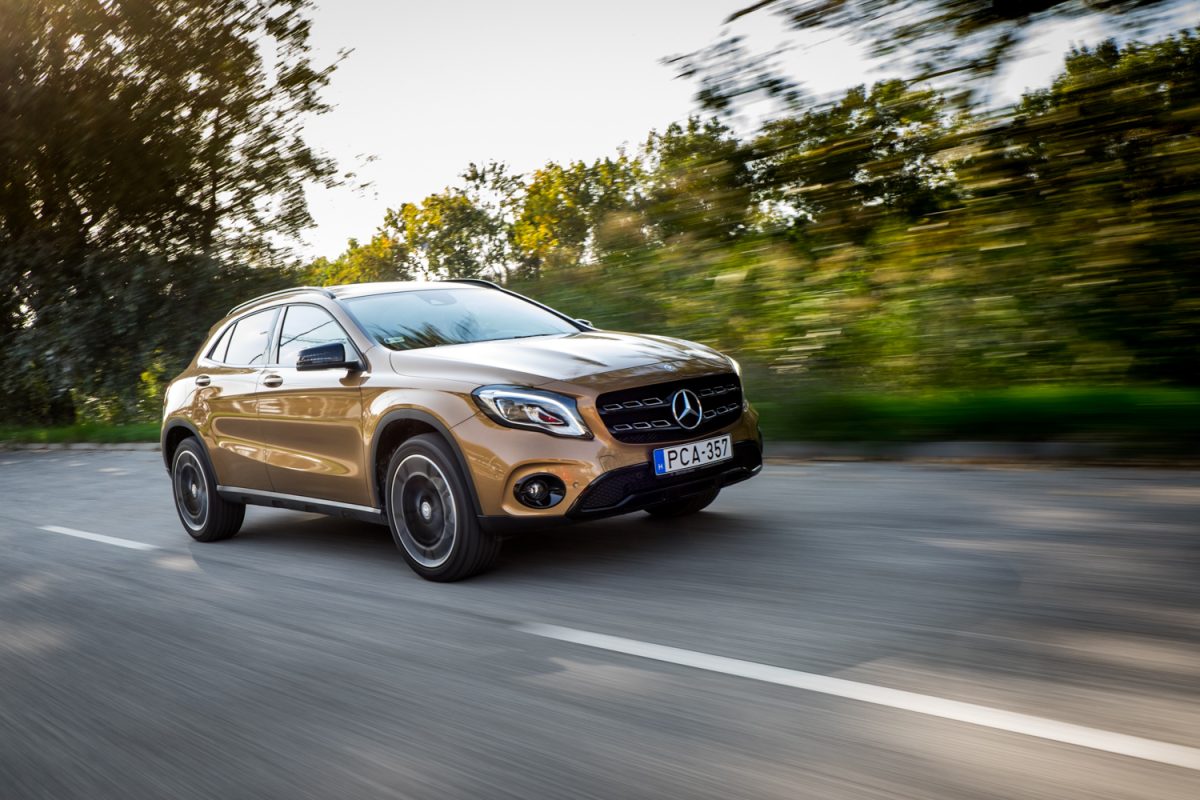 MERCEDES-BENZ