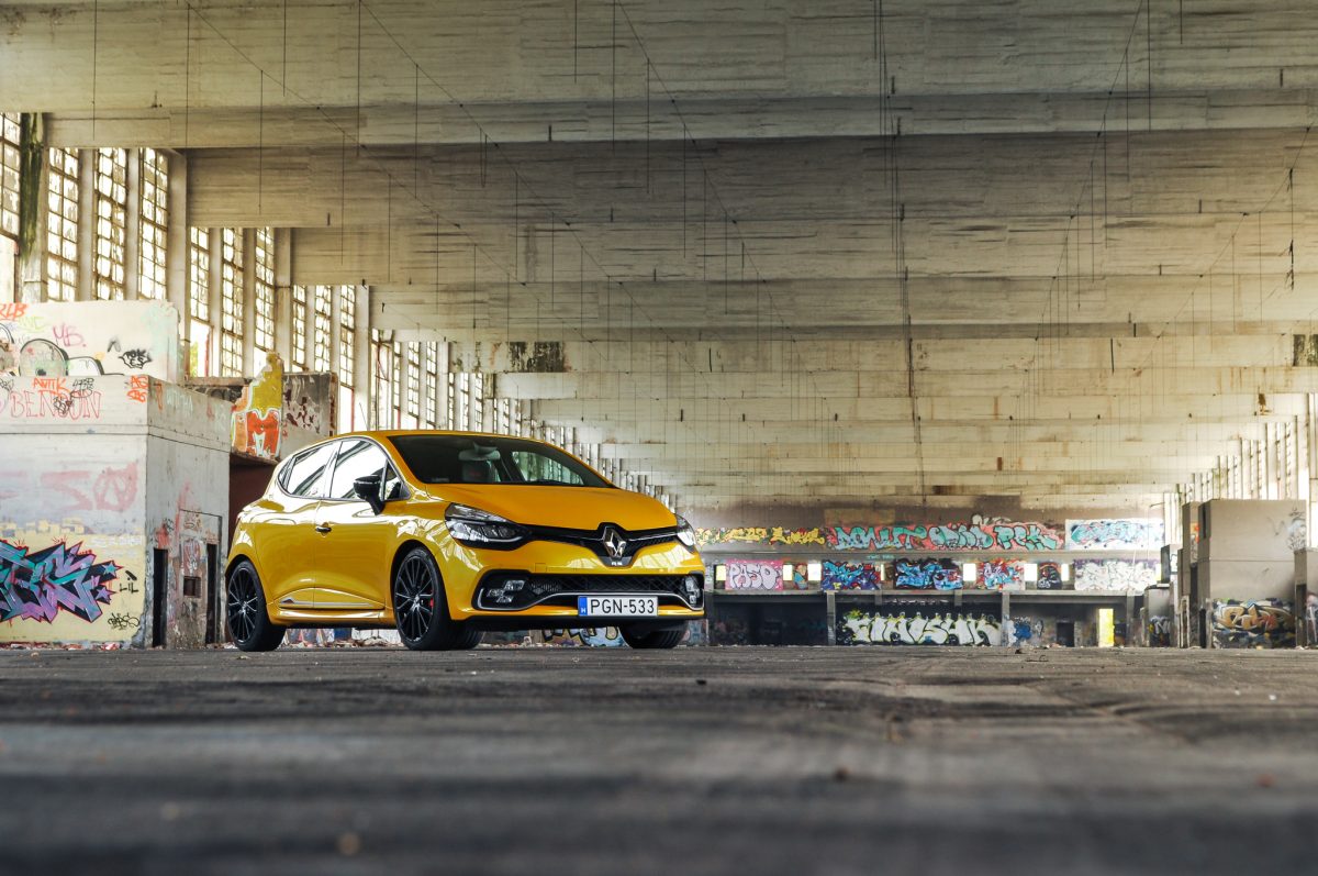 RENAULT CLIO
