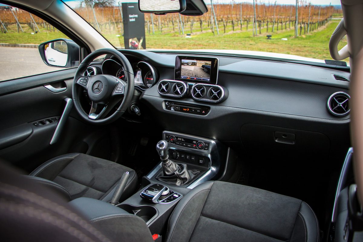 MERCEDES-BENZ X-OSZTÁLY