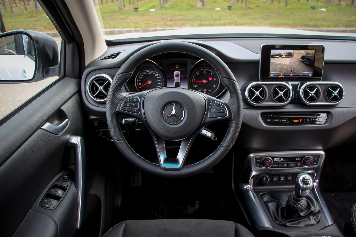MERCEDES-BENZ X-OSZTÁLY