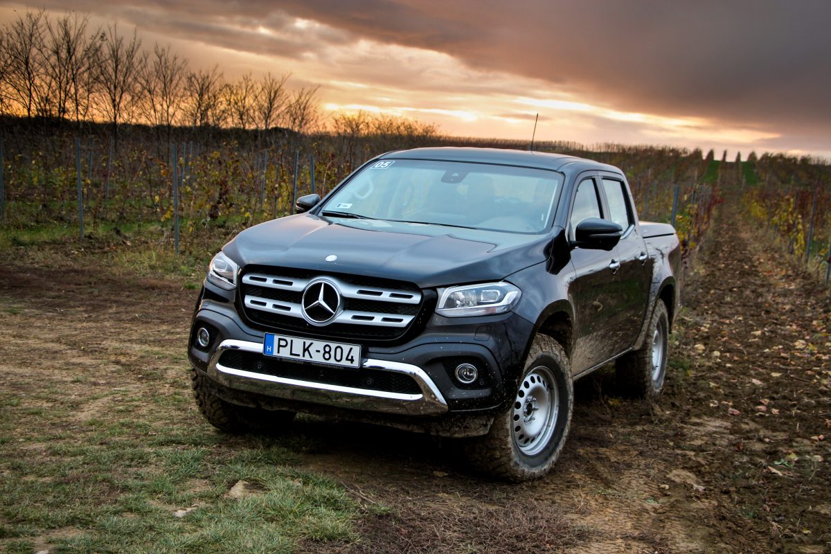 MERCEDES-BENZ X-OSZTÁLY