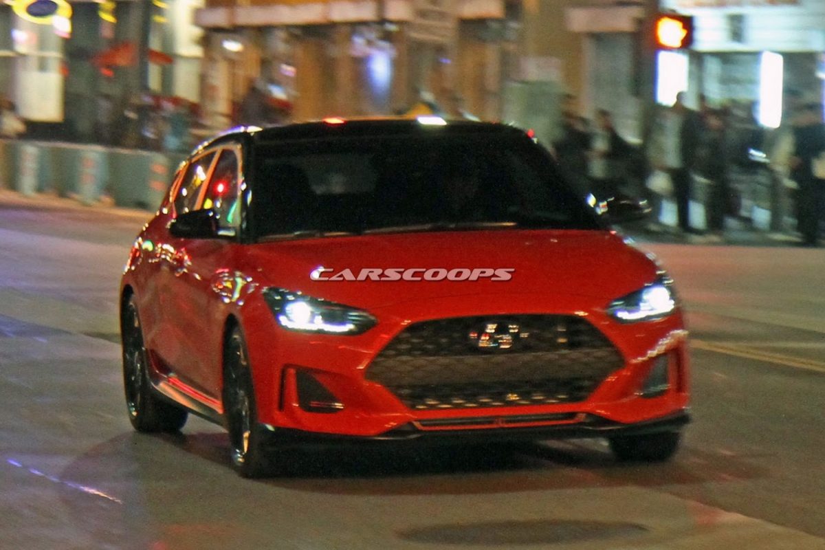 HYUNDAI VELOSTER