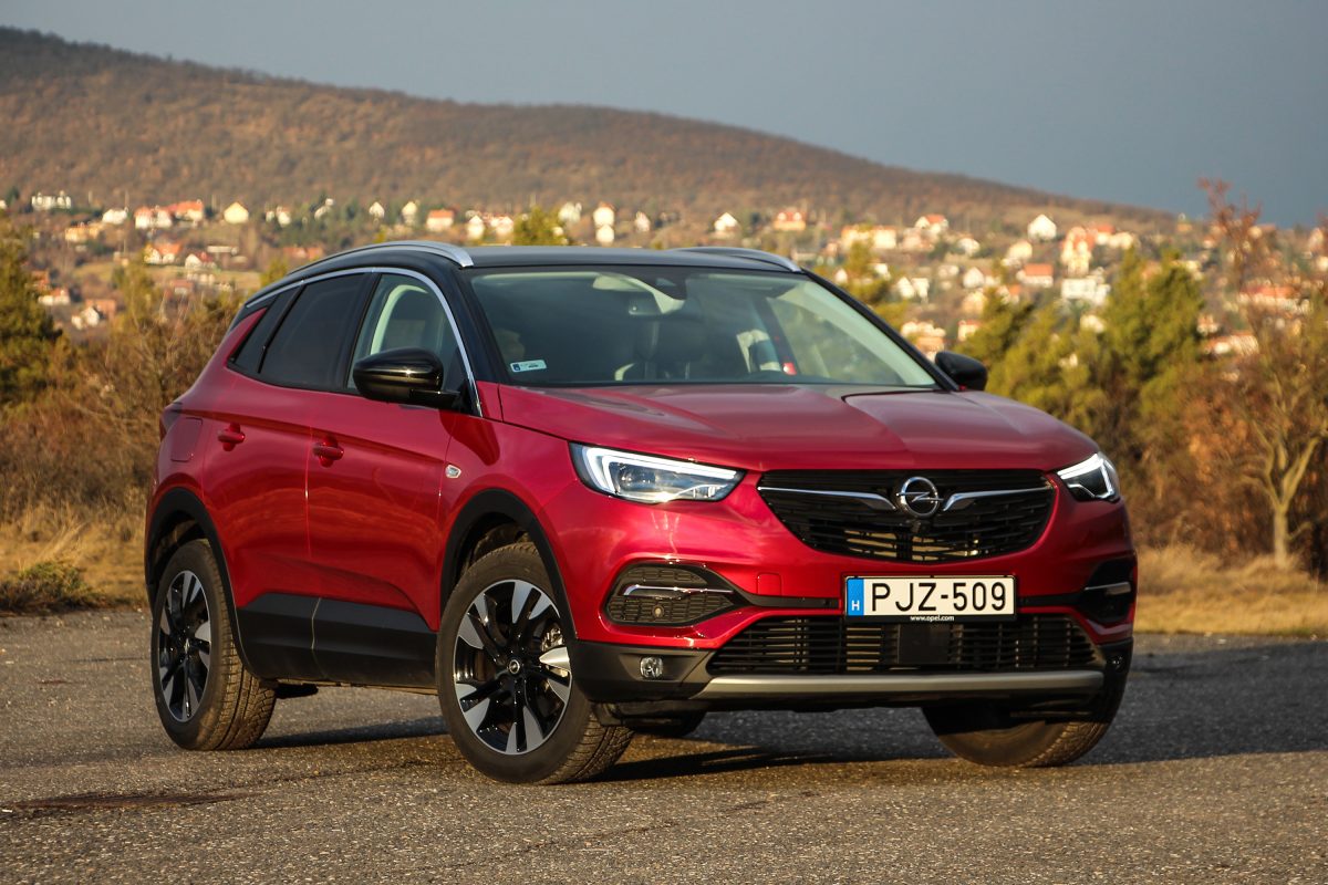 OPEL GRANDLAND X