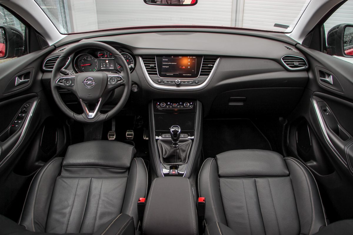 OPEL GRANDLAND X