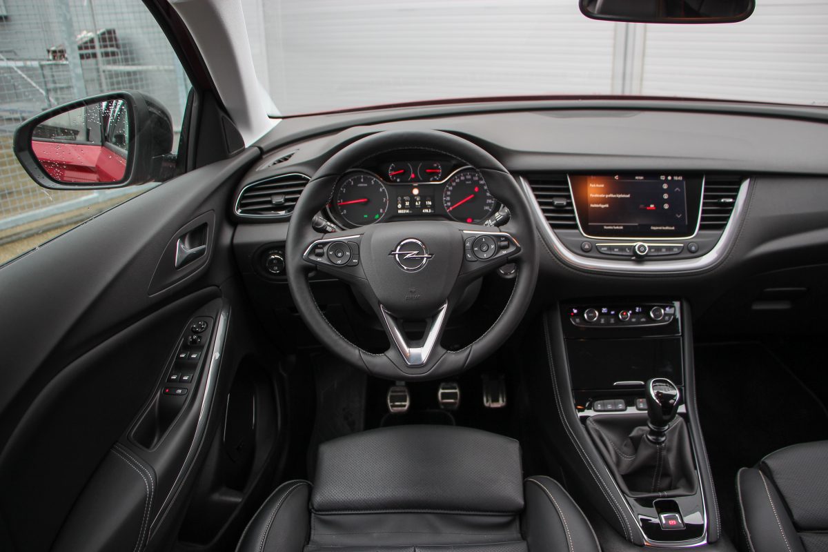 OPEL GRANDLAND X