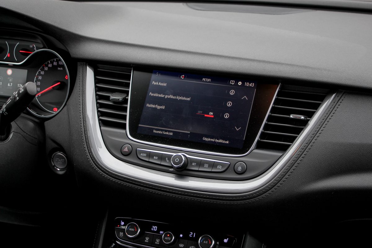 OPEL GRANDLAND X