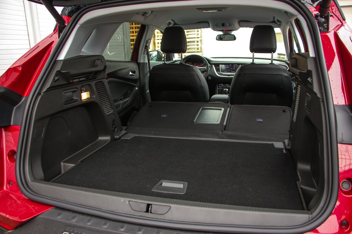 OPEL GRANDLAND X