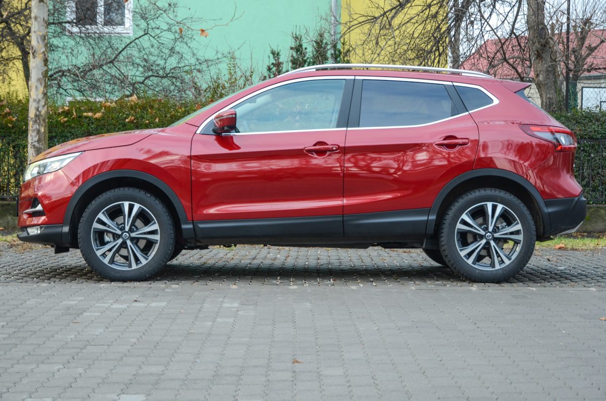 NISSAN QASHQAI