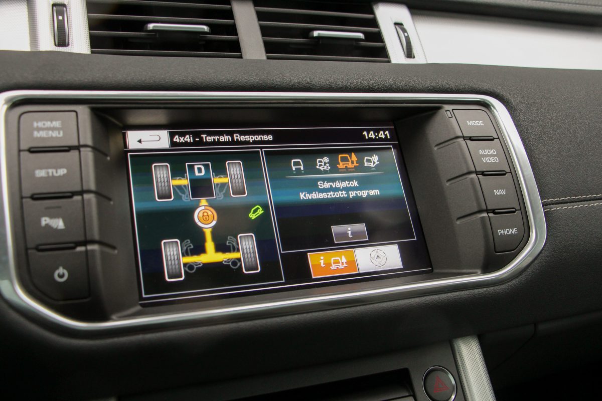LAND ROVER RANGE ROVER EVOQUE