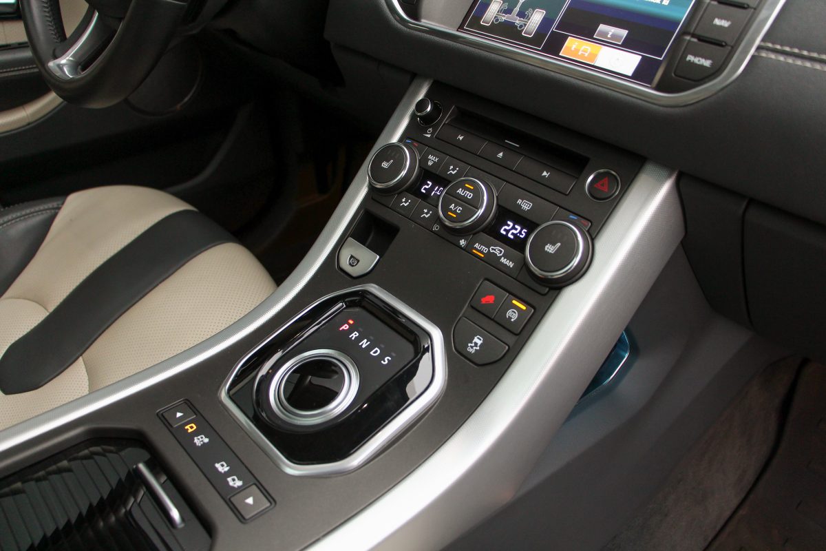 LAND ROVER RANGE ROVER EVOQUE