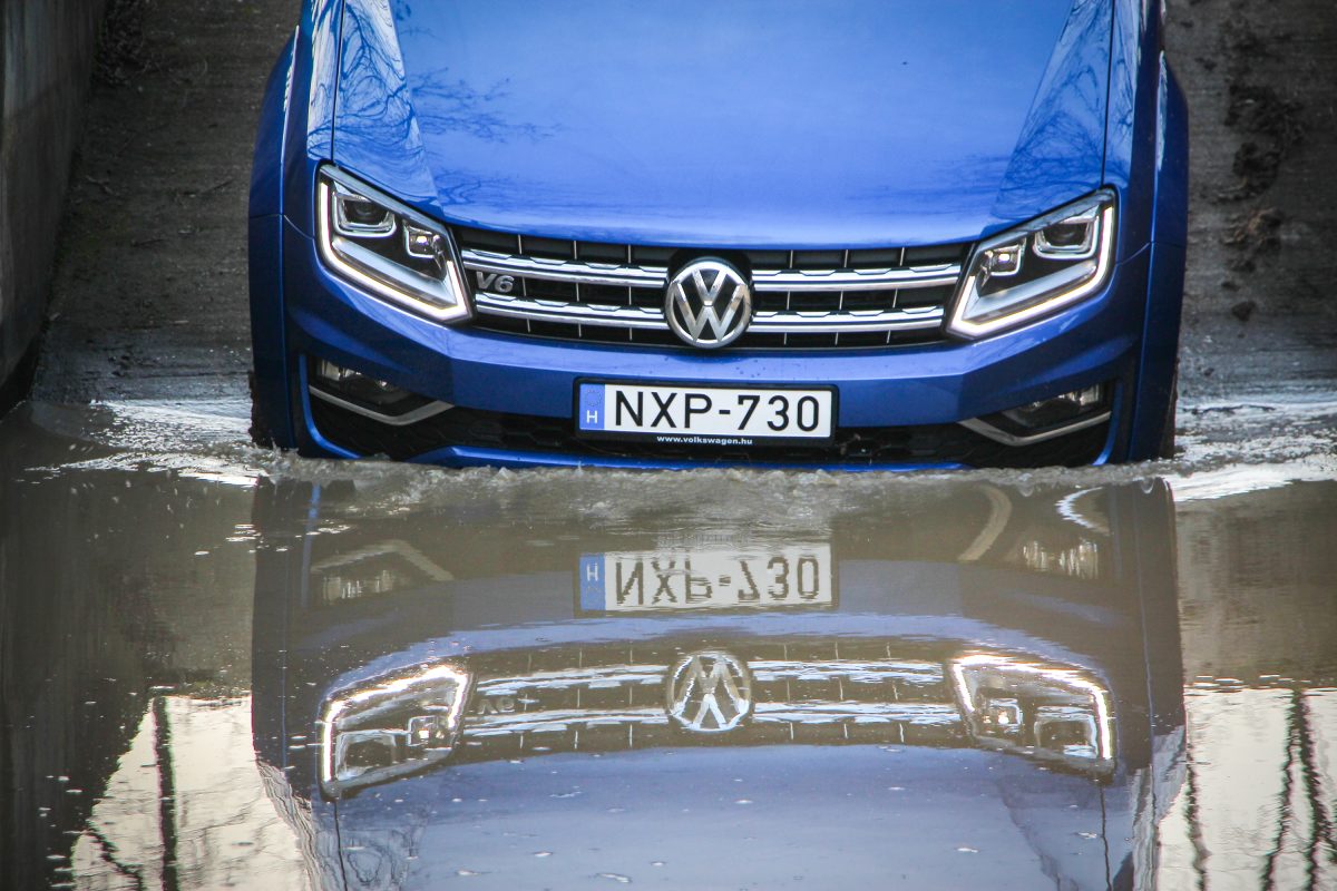 VOLKSWAGEN AMAROK