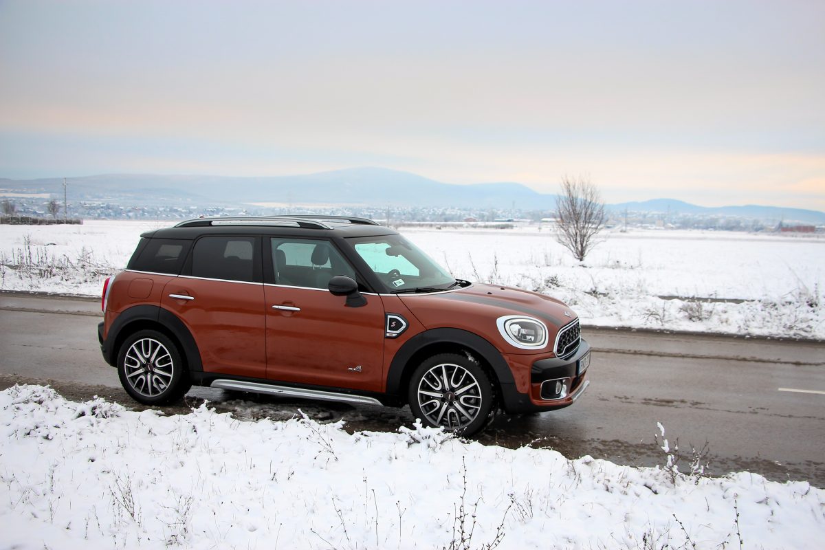 MINI COUNTRYMAN