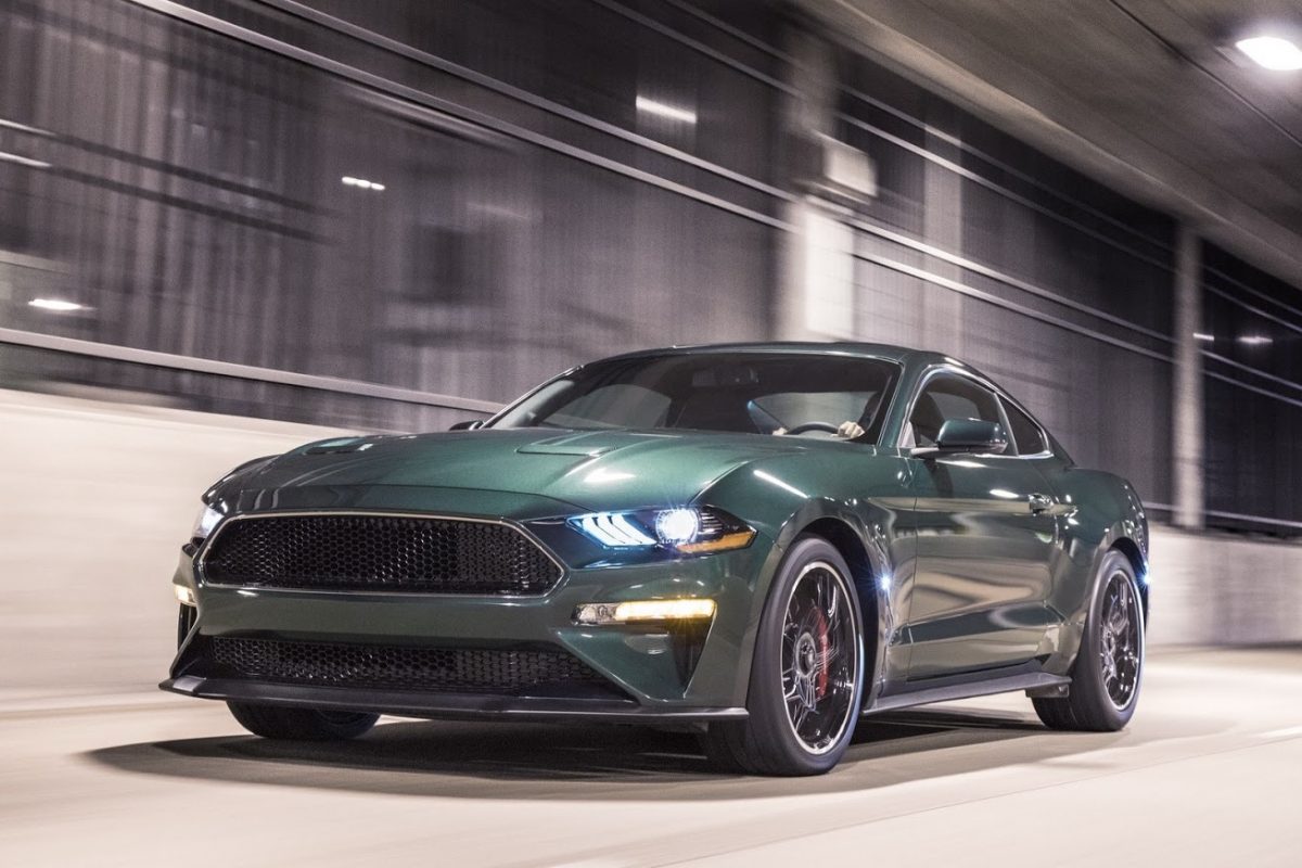 FORD MUSTANG