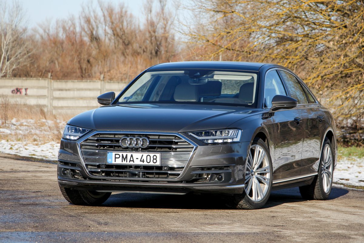 AUDI A8