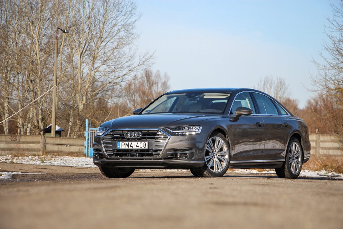 AUDI A8