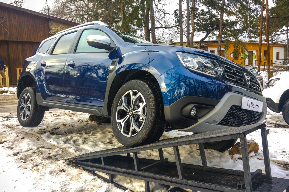 DACIA DUSTER