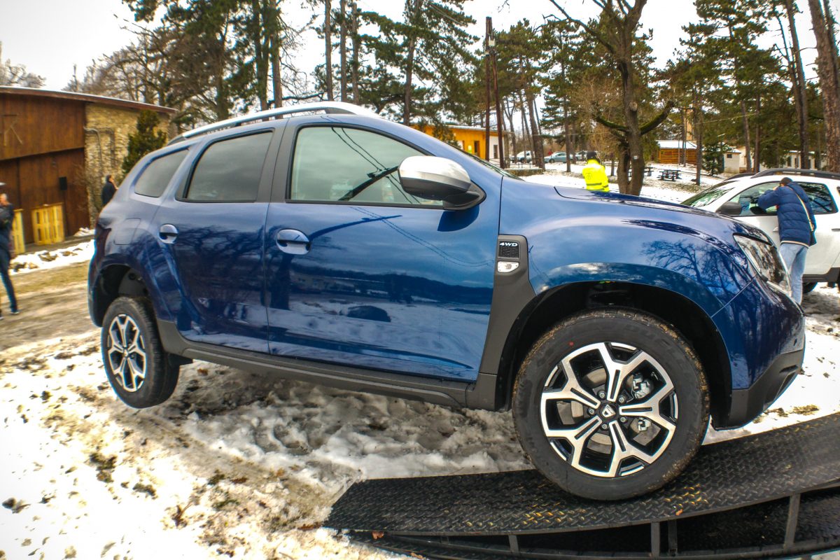 DACIA DUSTER