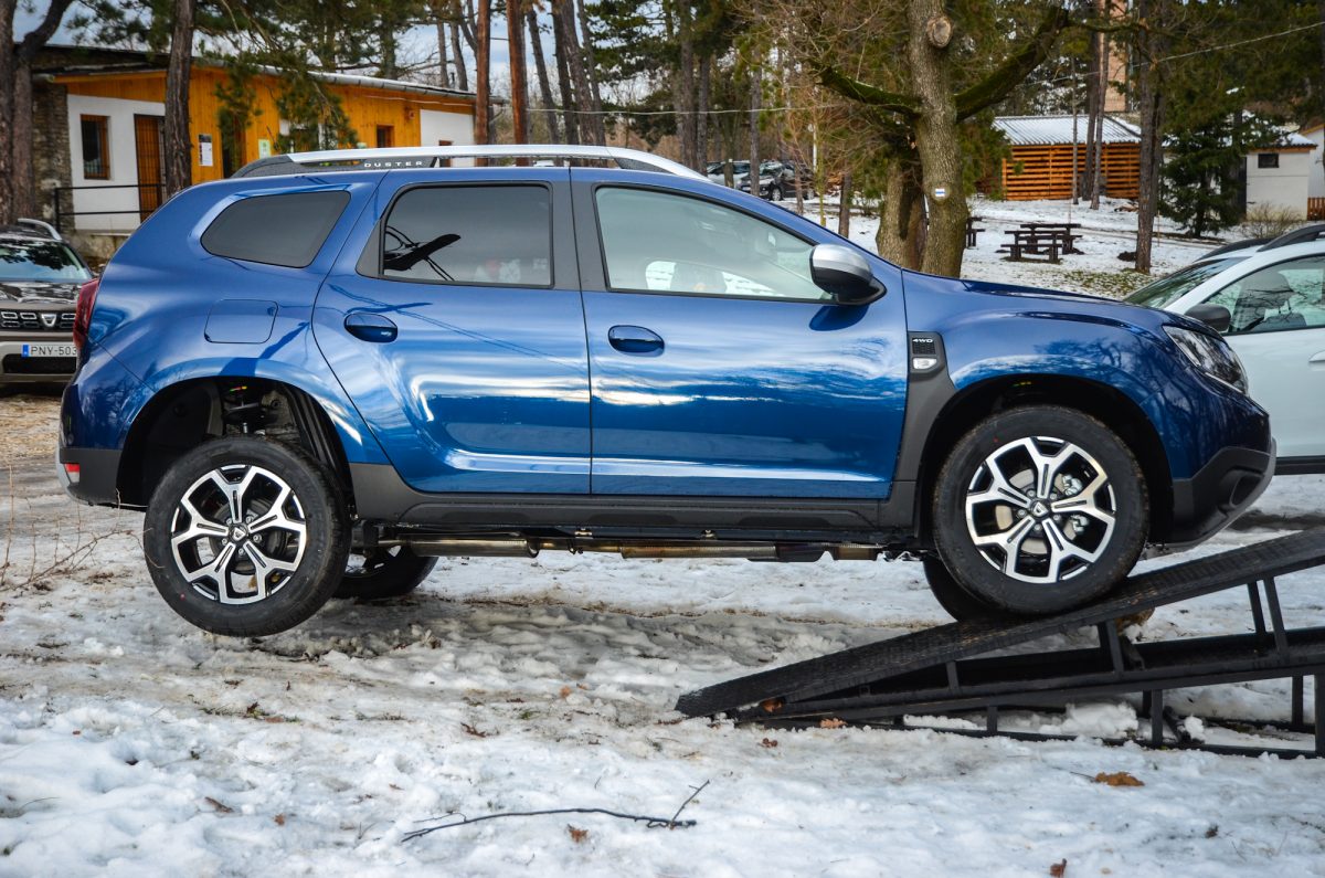 DACIA DUSTER