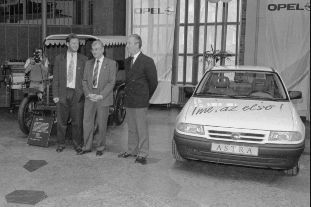 OPEL