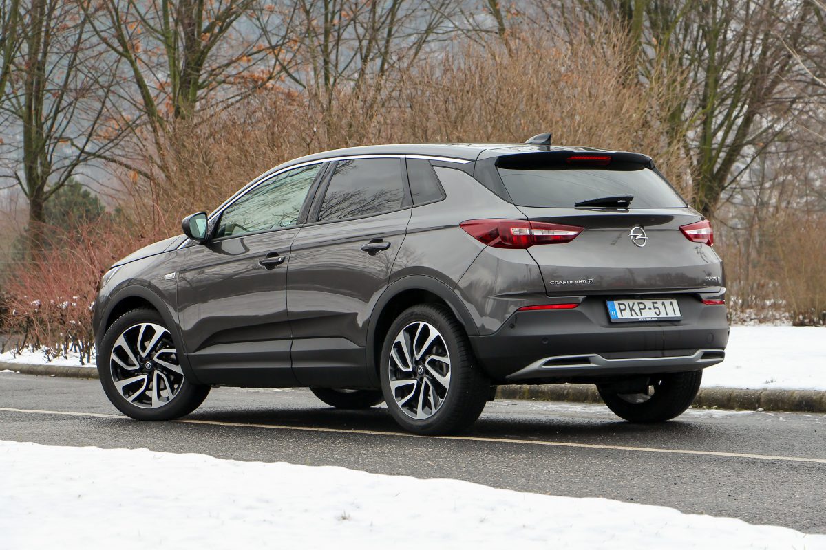 OPEL GRANDLAND X