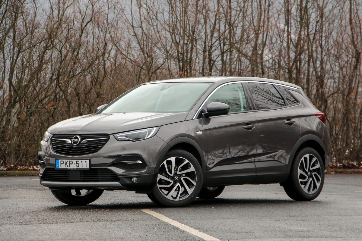 OPEL GRANDLAND X