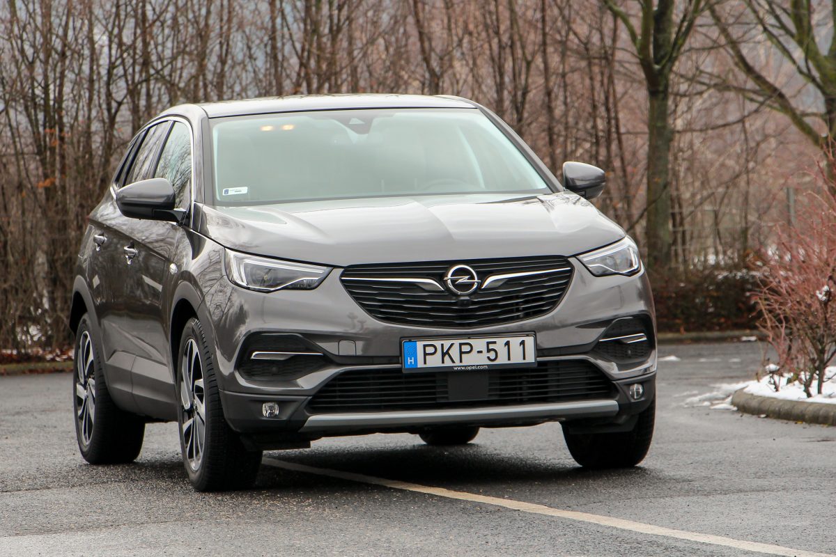 OPEL GRANDLAND X