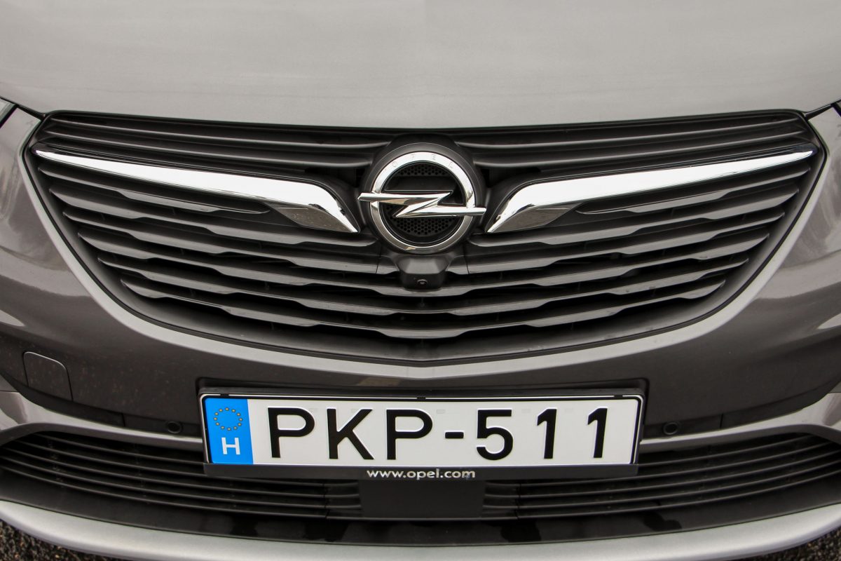 OPEL GRANDLAND X