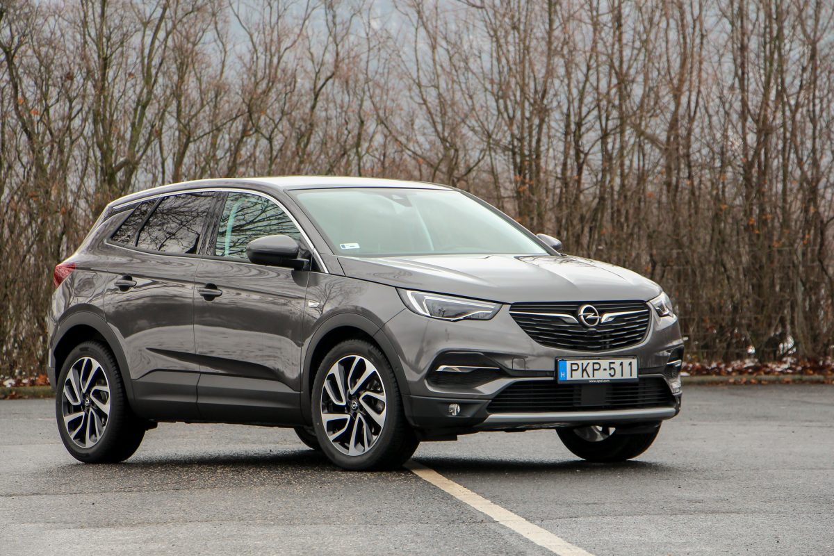 OPEL GRANDLAND X