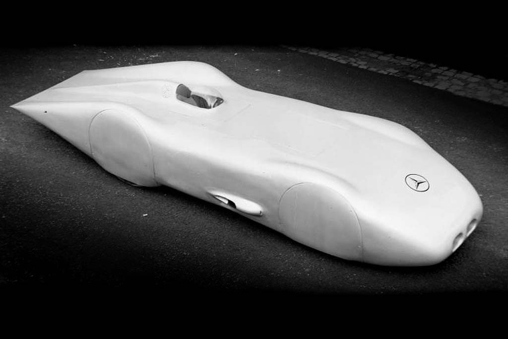 MERCEDES-BENZ