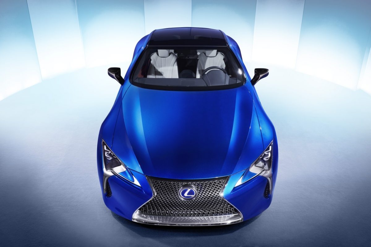 LEXUS