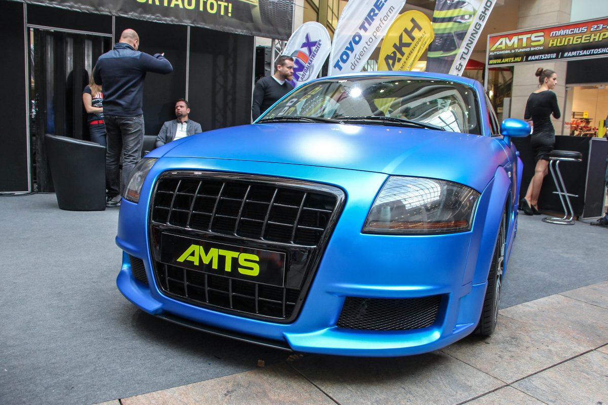 AUDI TT