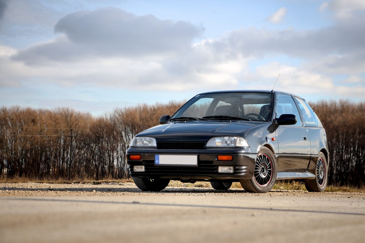 SUZUKI SWIFT