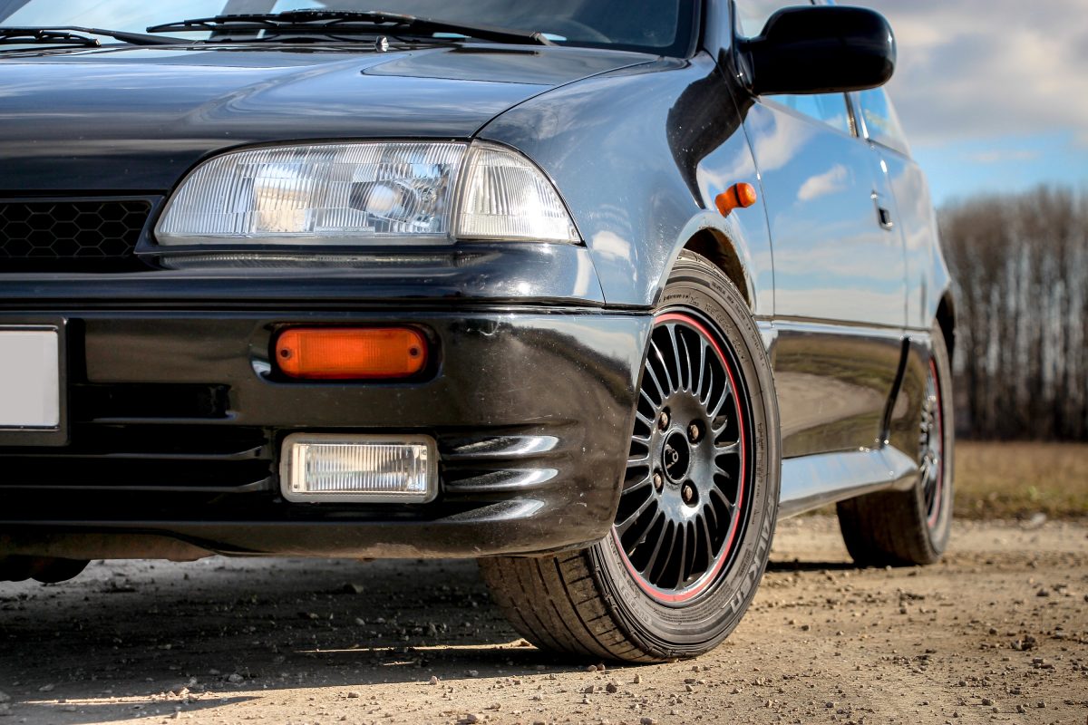 SUZUKI SWIFT