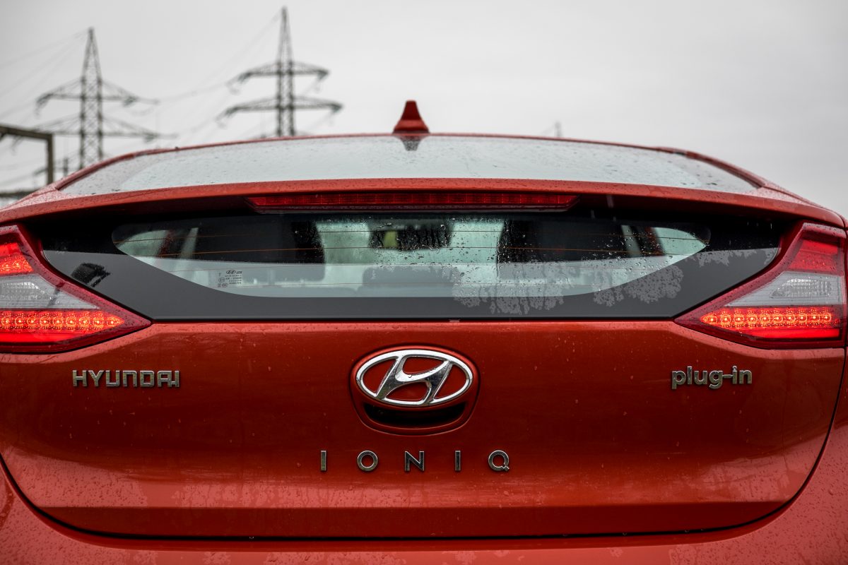HYUNDAI IONIQ
