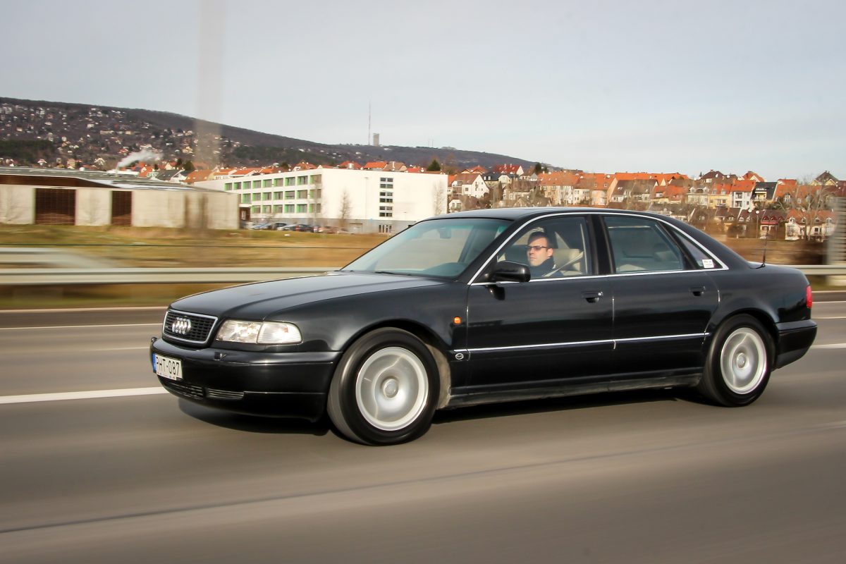 AUDI A8