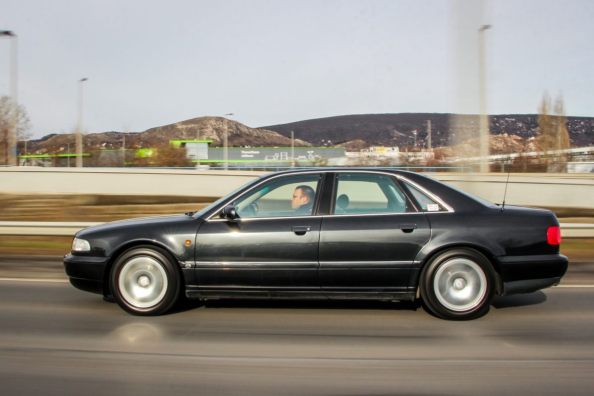 AUDI A8