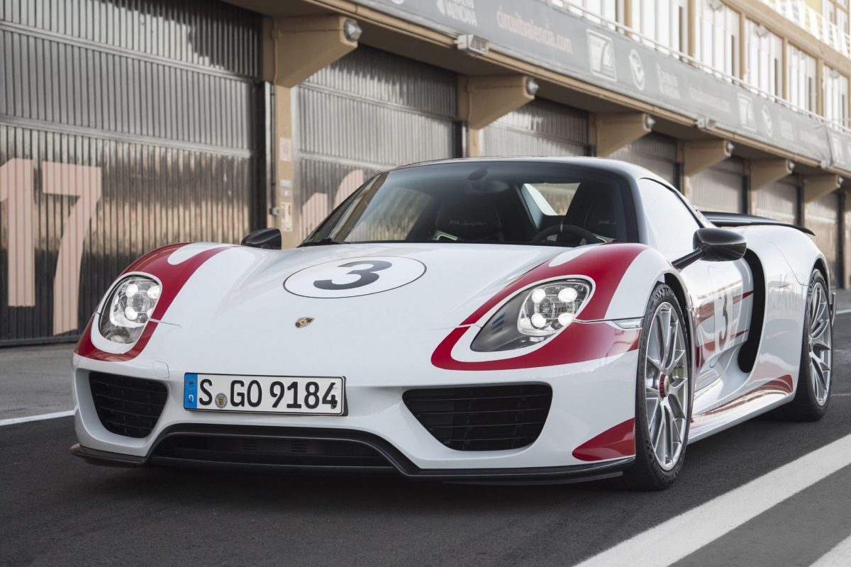 PORSCHE 918