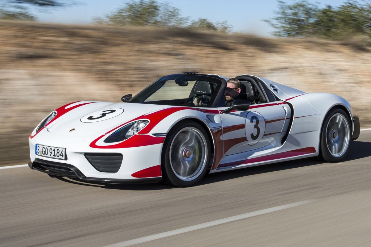 PORSCHE 918