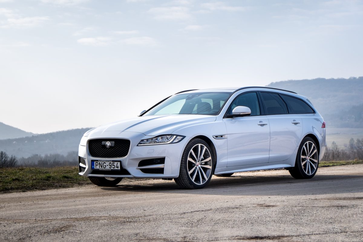 JAGUAR XF
