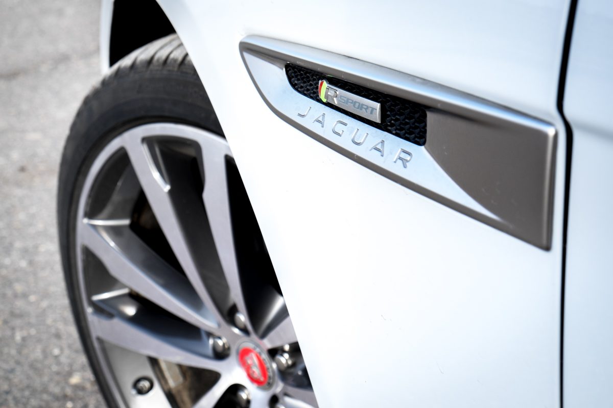 JAGUAR XF