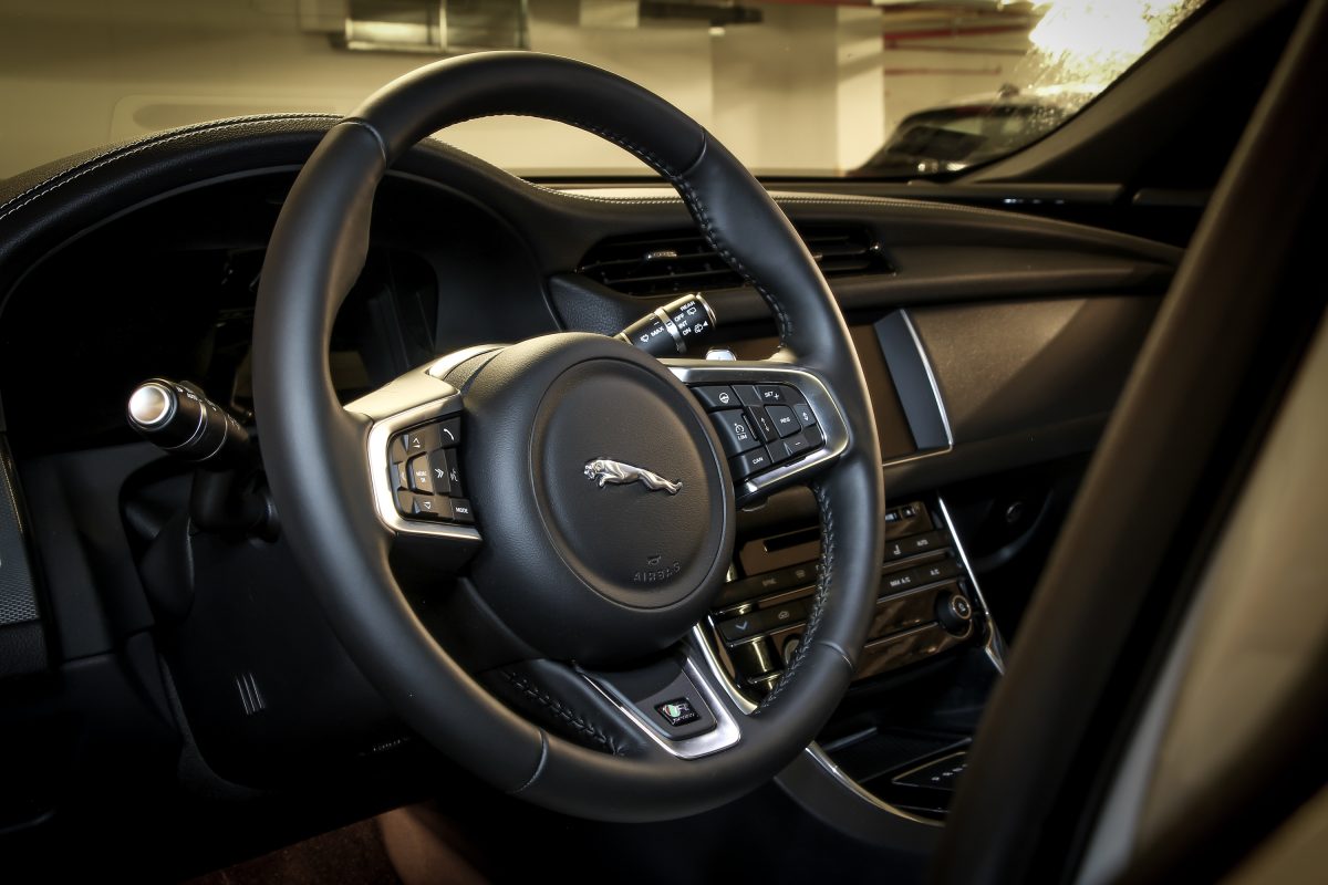 JAGUAR XF