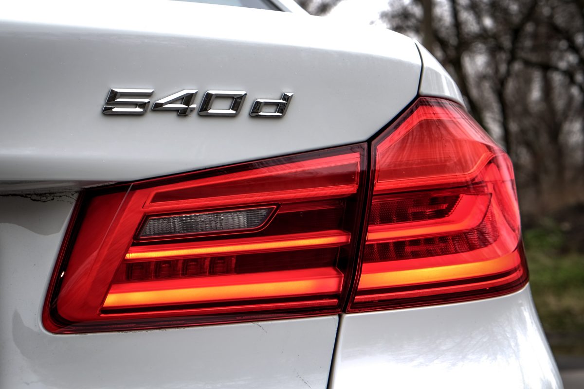 BMW 5-ÖS SOROZAT